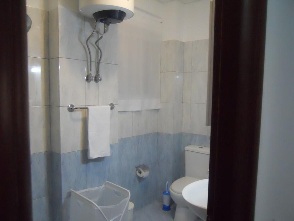 Apartment Alma Saranda Oda fotoğraf